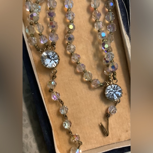 Vintage Aurora Borealis Three Strand Crystal Necklace in Original Case - Picture 7 of 7